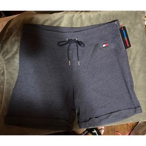 NWT Tommy Hilfiger Sport Shorts sz M